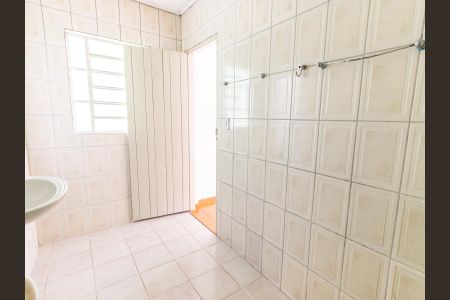Casa para alugar com 80m², 1 quarto e sem vagaBanheiro