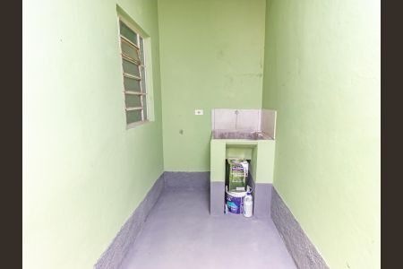 Casa para alugar com 80m², 1 quarto e sem vagaÁrea de Serviço e Garagem