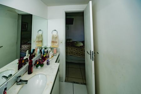 Apartamento à venda com 70m², 2 quartos e 1 vagaBanheiro do Quarto 1