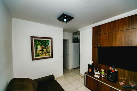 Sala de apartamento à venda com 2 quartos, 70m² em Paquetá, Belo Horizonte