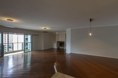 Apartamento para alugar com 240m², 5 quartos e 3 vagasSala