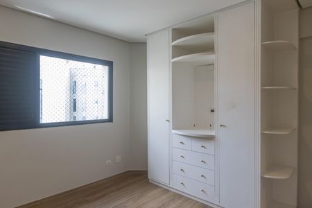 Apartamento para alugar com 240m², 5 quartos e 3 vagasQuarto 3 - Suíte 2