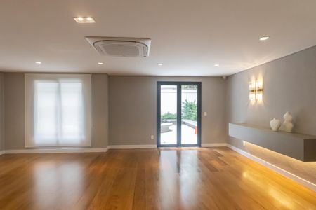 Apartamento para alugar com 240m², 5 quartos e 3 vagasÁrea comum - Salão de festas