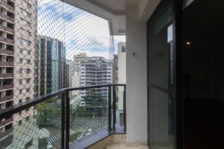 Apartamento para alugar com 240m², 5 quartos e 3 vagasVaranda da Sala