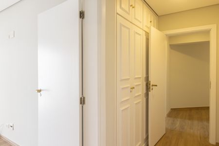 Apartamento para alugar com 240m², 5 quartos e 3 vagasQuarto 4 - Suíte 3