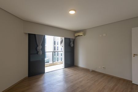 Apartamento para alugar com 240m², 5 quartos e 3 vagasQuarto 4 - Suíte 3