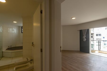Apartamento para alugar com 240m², 5 quartos e 3 vagasQuarto 4 - Suíte 3