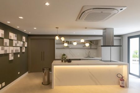 Apartamento para alugar com 240m², 5 quartos e 3 vagasÁrea comum - Salão de festas