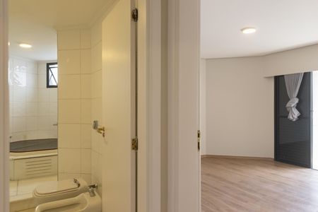 Apartamento para alugar com 240m², 5 quartos e 3 vagasQuarto 4 - Suíte 3
