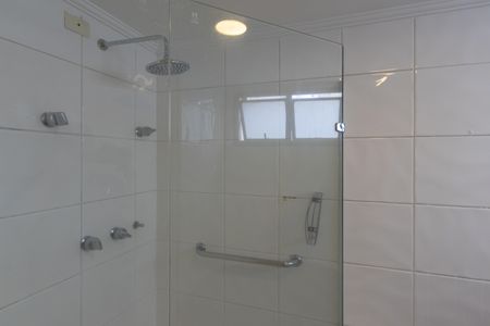 Apartamento para alugar com 240m², 5 quartos e 3 vagasBanheiro da Suíte 3