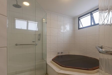 Apartamento para alugar com 240m², 5 quartos e 3 vagasBanheiro da Suíte 3