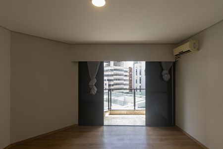 Apartamento para alugar com 240m², 5 quartos e 3 vagasQuarto 4 - Suíte 3