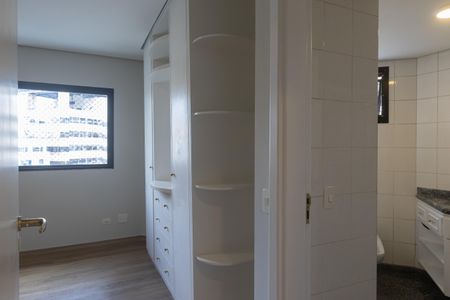 Apartamento para alugar com 240m², 5 quartos e 3 vagasQuarto 3 - Suíte 2