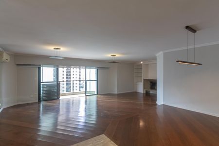 Sala de apartamento para alugar com 5 quartos, 240m² em Itaim Bibi, São Paulo