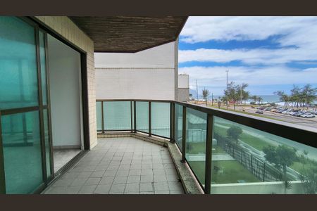 Apartamento à venda com 83m², 2 quartos e 2 vagasVaranda