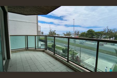 Apartamento à venda com 83m², 2 quartos e 2 vagasVaranda