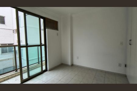 Apartamento à venda com 83m², 2 quartos e 2 vagasSuíte 2