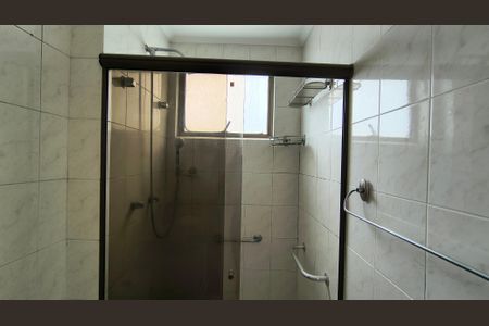 Apartamento à venda com 83m², 2 quartos e 2 vagasBanheiro da Suíte 1