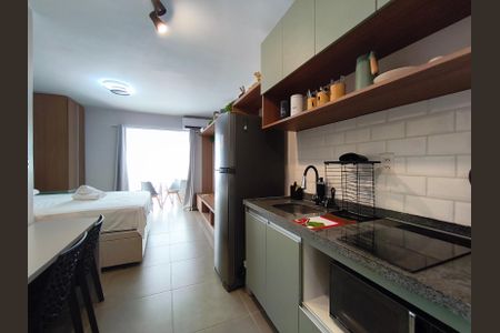 Studio para alugar com 31m², 1 quarto e sem vaga Studio para alugar com 31m², 1 quarto e sem vagaCozinha