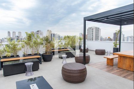 Studio para alugar com 31m², 1 quarto e sem vaga Studio para alugar com 31m², 1 quarto e sem vagaTerraço