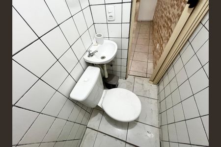 Casa de condomínio para alugar com 40m², 2 quartos e sem vagaBanheiro