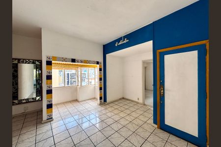 Sala de apartamento à venda com 2 quartos, 140m² em Copacabana, Rio de Janeiro