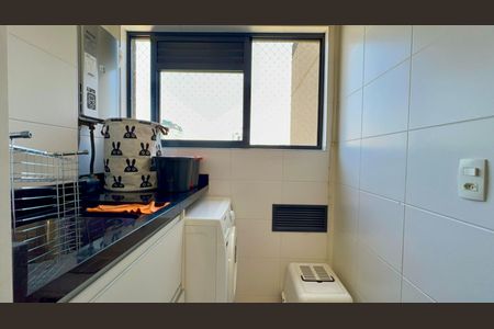 Apartamento à venda com 73m², 2 quartos e 1 vagaÁrea de Serviço