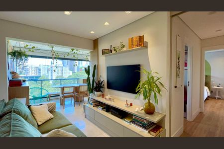 Sala de apartamento à venda com 2 quartos, 73m² em Cerqueira César, São Paulo