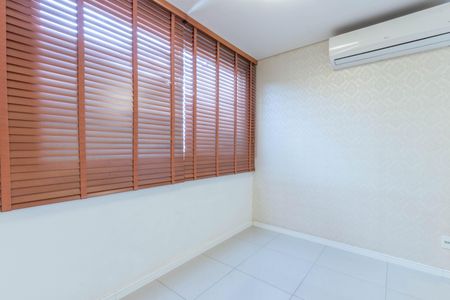 Sala de apartamento à venda com 2 quartos, 69m² em Sagrada Família, Belo Horizonte