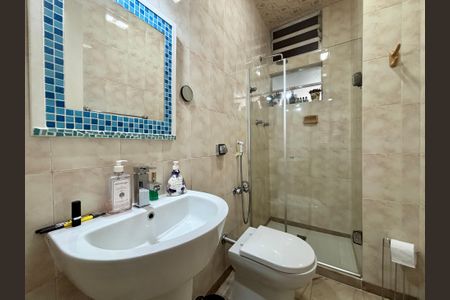 Apartamento à venda com 130m², 4 quartos e 1 vagaBanheiro social 1