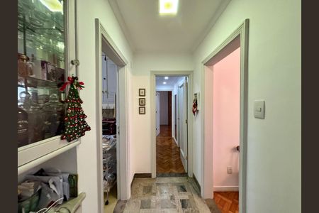 Apartamento à venda com 130m², 4 quartos e 1 vagaCorredor