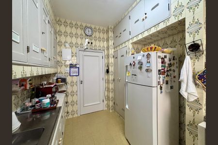 Apartamento à venda com 130m², 4 quartos e 1 vagaCozinha