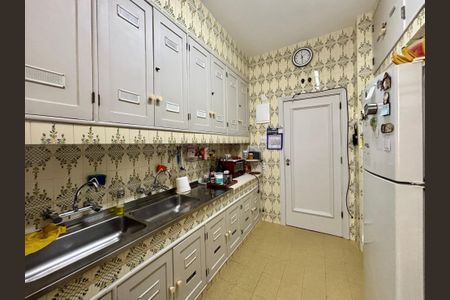 Apartamento à venda com 130m², 4 quartos e 1 vagaCozinha