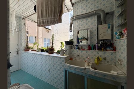 Apartamento à venda com 130m², 4 quartos e 1 vagaÁrea de serviço