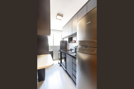 Cozinha de kitnet/studio à venda com 1 quarto, 34m² em Centro, Campinas