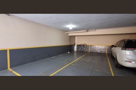 Apartamento para alugar com 180m², 2 quartos e 2 vagas Apartamento para alugar com 180m², 2 quartos e 2 vagasGaragem