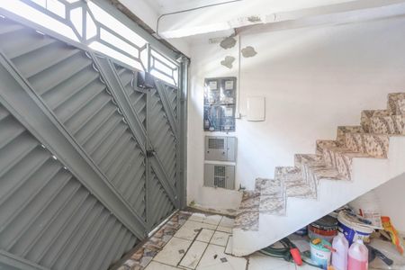 Casa para alugar com 50m², 2 quartos e 1 vaga Casa para alugar com 50m², 2 quartos e 1 vagaGaragem