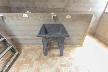 Casa para alugar com 50m², 2 quartos e 1 vaga Casa para alugar com 50m², 2 quartos e 1 vagaÁrea de serviço - compartilhada