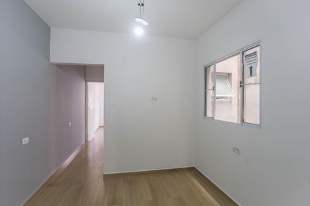 Casa para alugar com 50m², 2 quartos e 1 vaga Casa para alugar com 50m², 2 quartos e 1 vagaSala