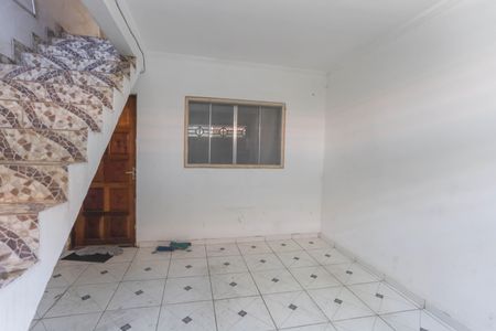 Casa para alugar com 50m², 2 quartos e 1 vaga Casa para alugar com 50m², 2 quartos e 1 vagaGaragem