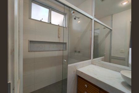 Apartamento à venda com 114m², 3 quartos e 1 vagaBanheiro da Suíte