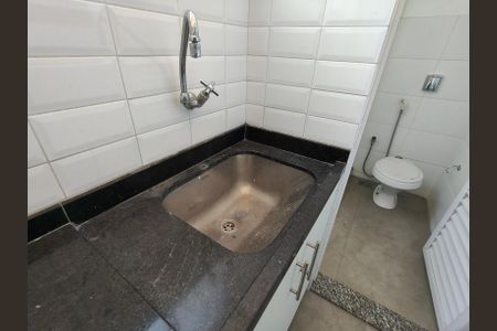 Apartamento à venda com 114m², 3 quartos e 1 vagaÁrea de Serviço