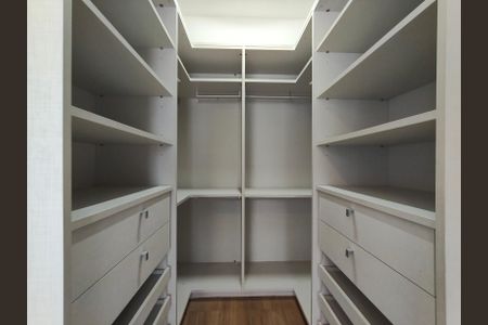 Apartamento à venda com 114m², 3 quartos e 1 vagaCloset da suíte