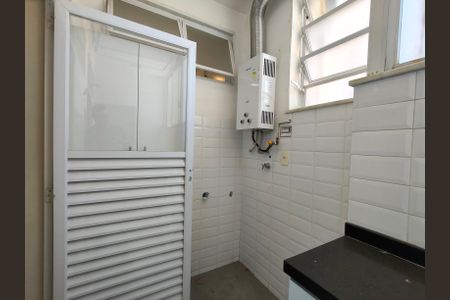 Apartamento à venda com 114m², 3 quartos e 1 vagaÁrea de Serviço