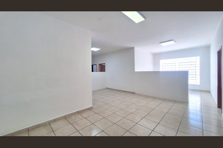 Sala de casa para alugar com 4 quartos, 400m² em Perdizes, São Paulo