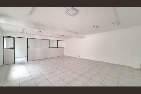 Casa para alugar com 400m², 4 quartos e 6 vagasSalão