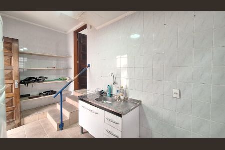 Casa para alugar com 400m², 4 quartos e 6 vagasCozinha