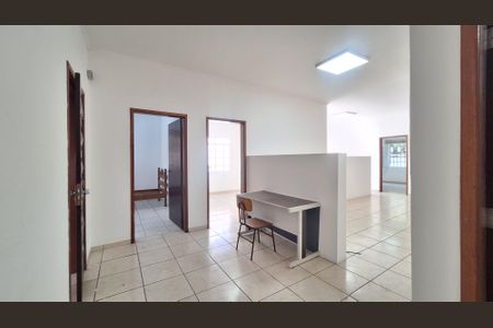 Casa para alugar com 400m², 4 quartos e 6 vagasDetalhe