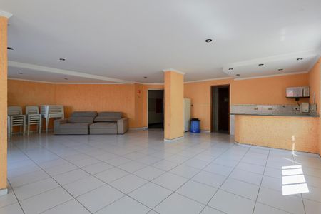 Apartamento para alugar com 65m², 2 quartos e 1 vagaÁrea comum - Salão de festas