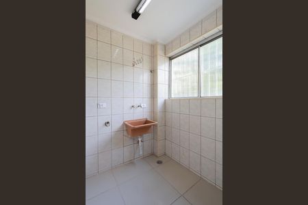 Apartamento para alugar com 65m², 2 quartos e 1 vagaÁrea de serviço